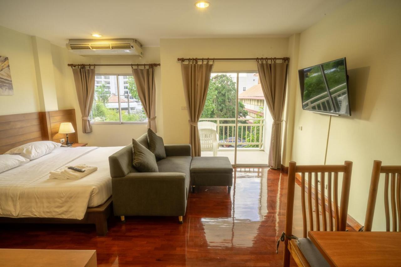 Baan Chuan Chom Pattaya Hotel Eksteriør billede